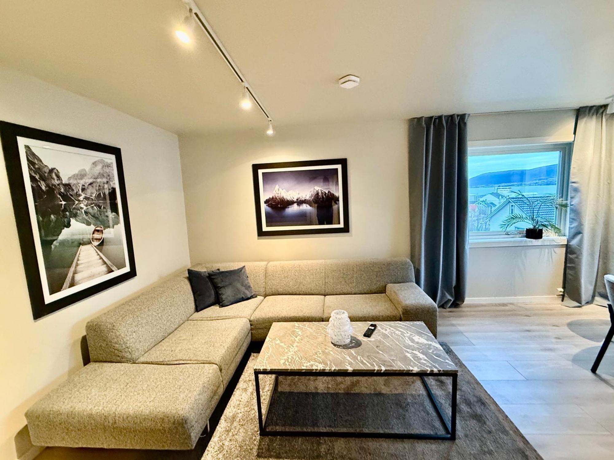 Lyngen - Tag Apartments Tromsø Eksteriør billede